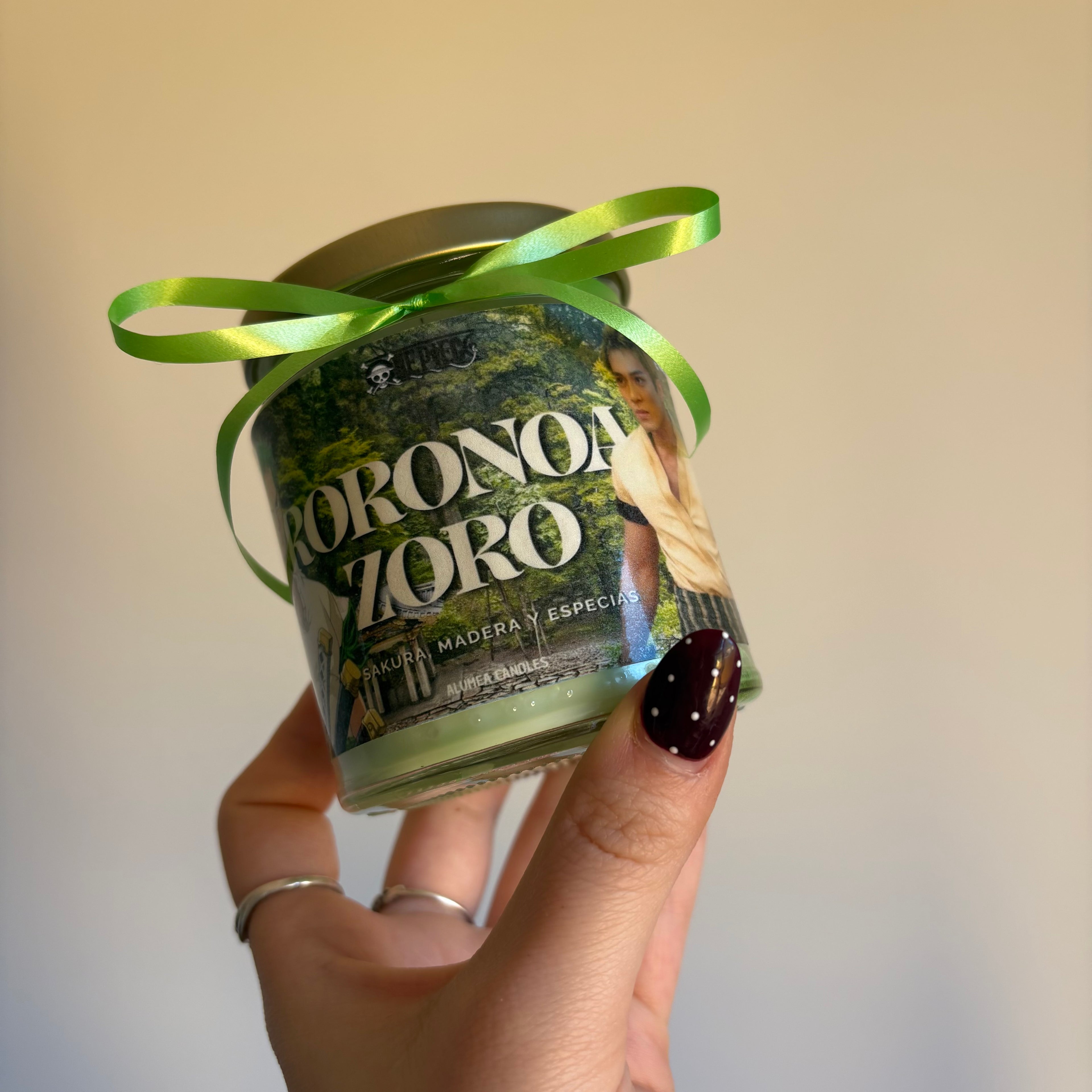 Vela aromática con charm - One Piece